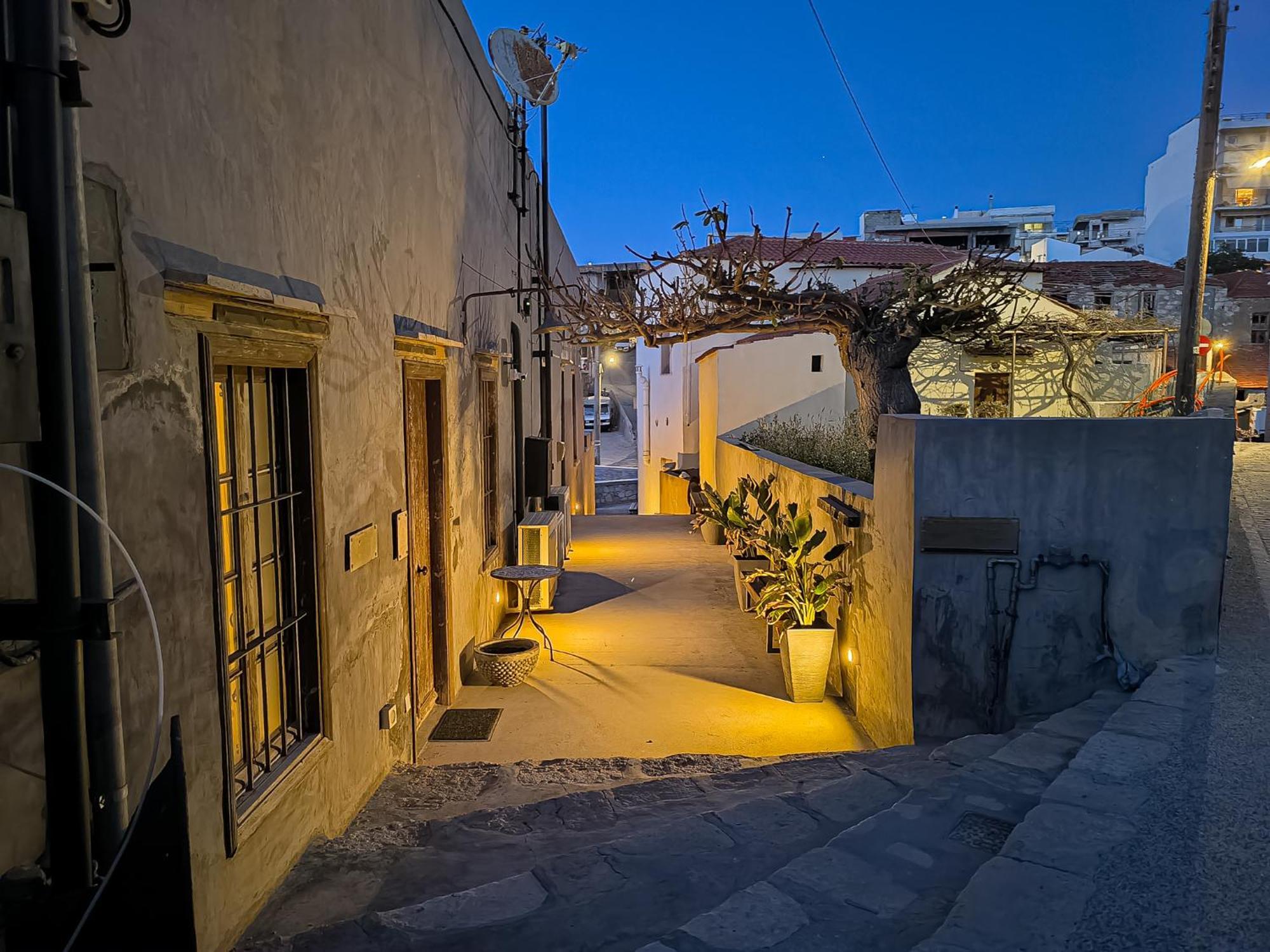 Charming Old Tannery House With Spacious Veranda And Stunning Sea View! Chania  Екстер'єр фото